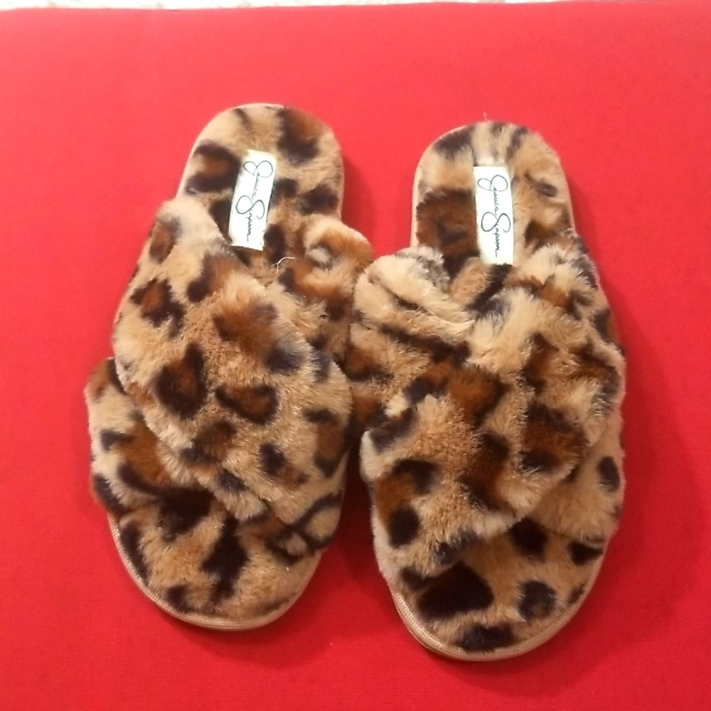 JESSICA SIMPSON SLIPPERS SANDALS